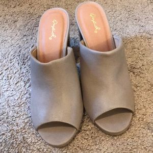 Hot Montreal Mule - NEVER WORN